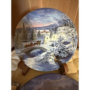 W.S. George 'Tis The Season: Christmas 1993 Series Collector's Plates Set of 2